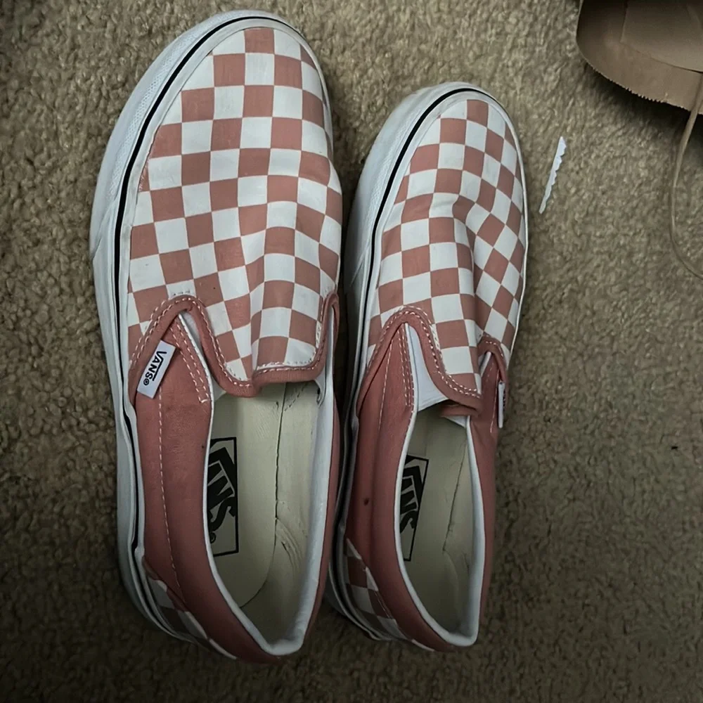 Checkered vans - Picture 2 of 3